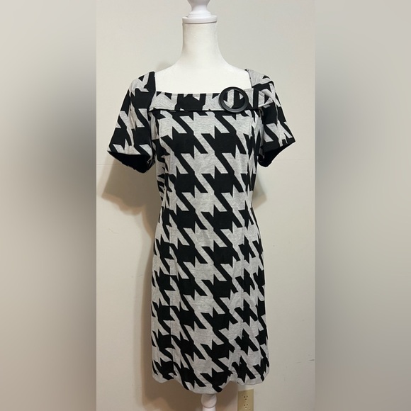 Rabbit Rabbit Rabbit Dresses & Skirts - Rabbit Rabbit Rabbit Designs Houndstooth Dress. Black/Gray Size 16 Q1